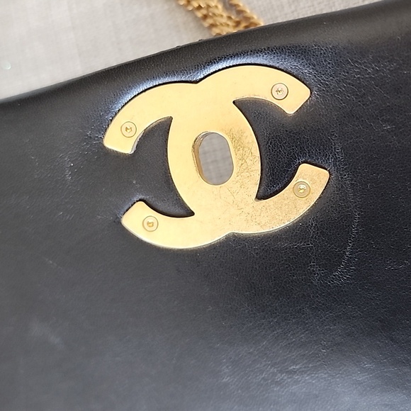 Chanel flap bag - Picture 11 of 16